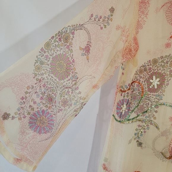 Beautiful Colorful Floral Beach Cover-Up Sz 42/M-L Silk Half Sleeve Sheer Beachy - Picture 9 of 12